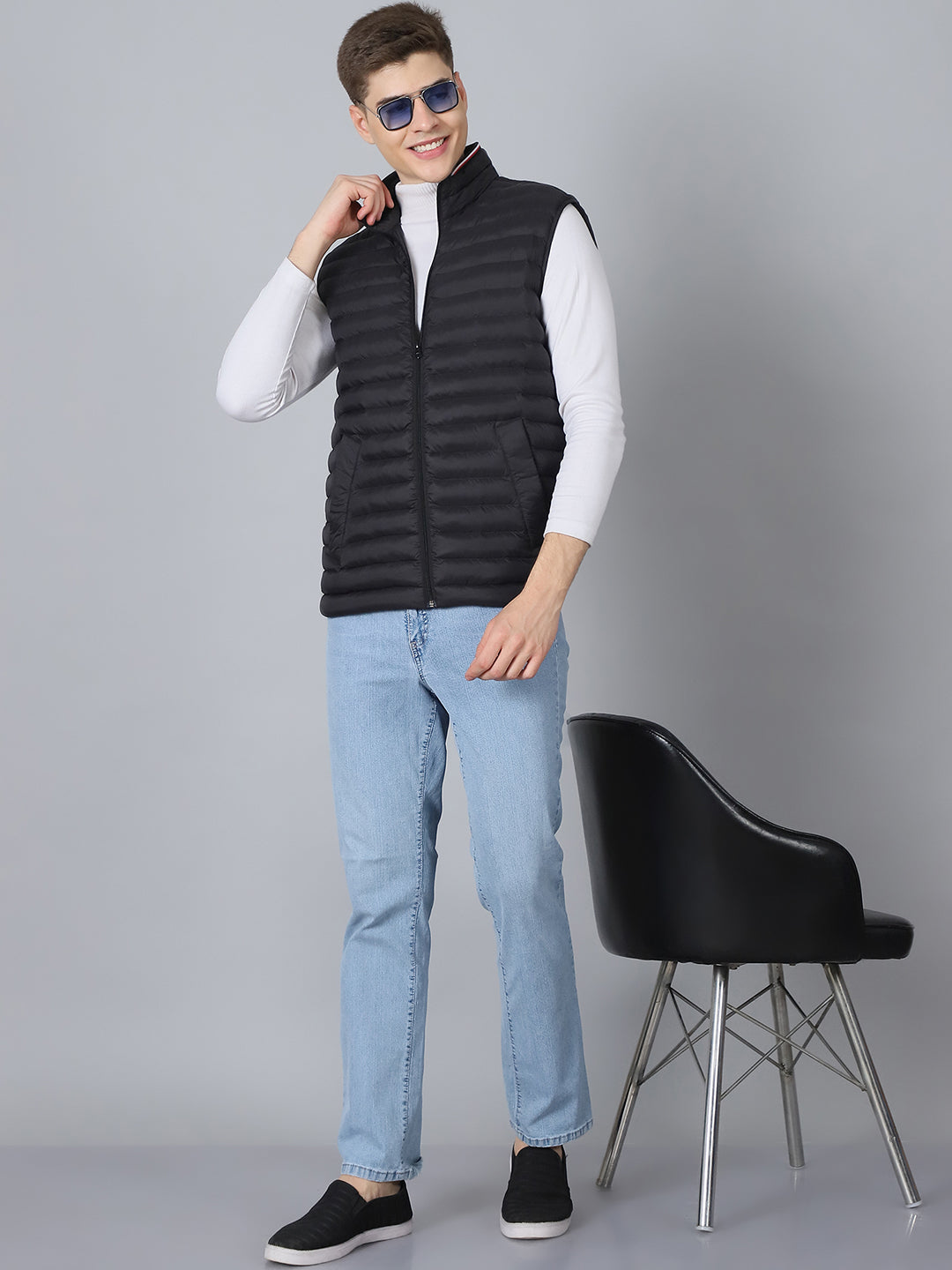 Men Sleeveless Jacket HM-461E - Black
